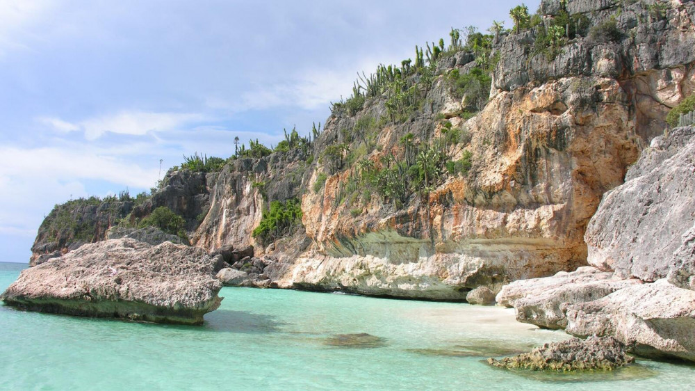 Bahia de las Aguilas ()