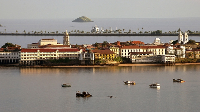 <strong>Panama</strong>pur