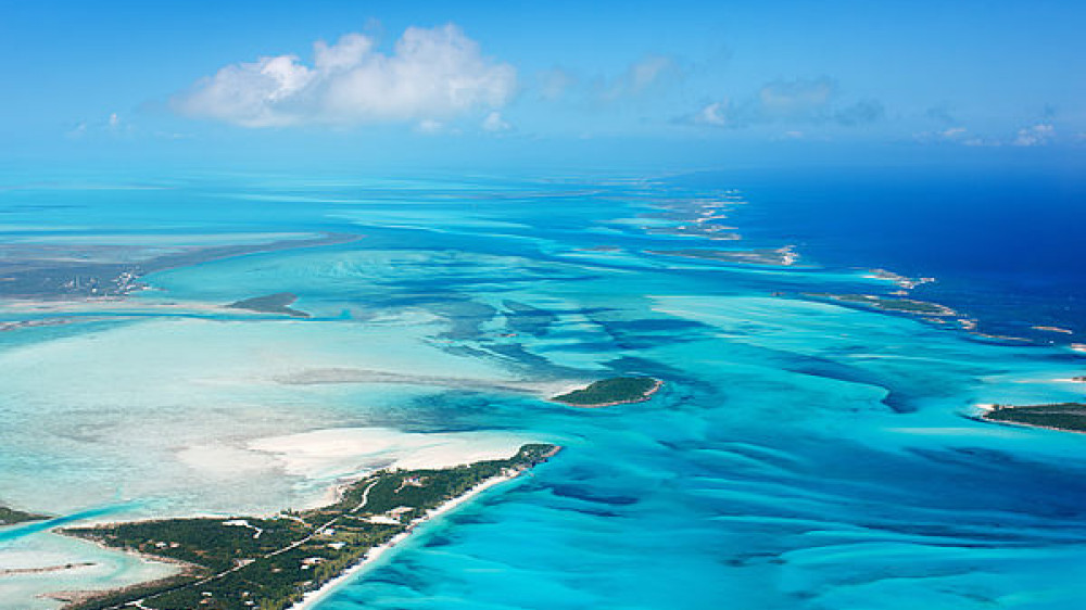 Exuma aus der Luft ()