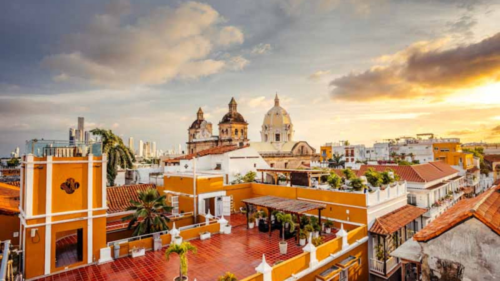 Cartagena bei Sonnenuntergang (LOREN BEDELI)
