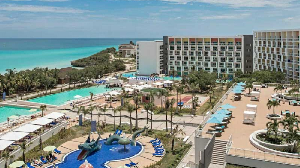 Swimmingpool Iberostar Bella Vista () Swimmingpool Iberostar Bella Vista ()